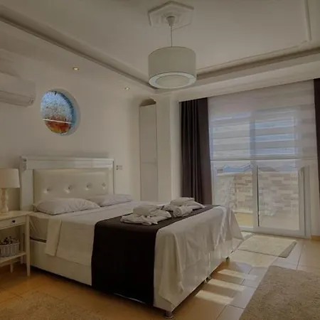 Ciftlik 8-person Private Pool Villa *